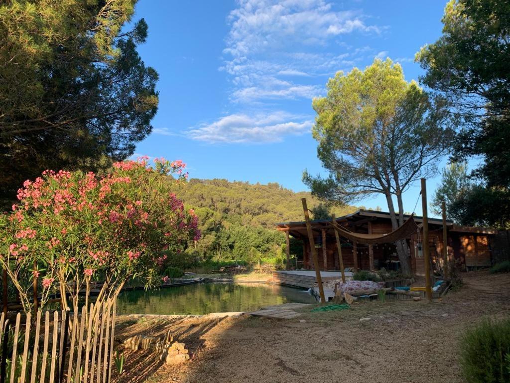 L'Etang Des Cigales Apartment Uchaux Luaran gambar