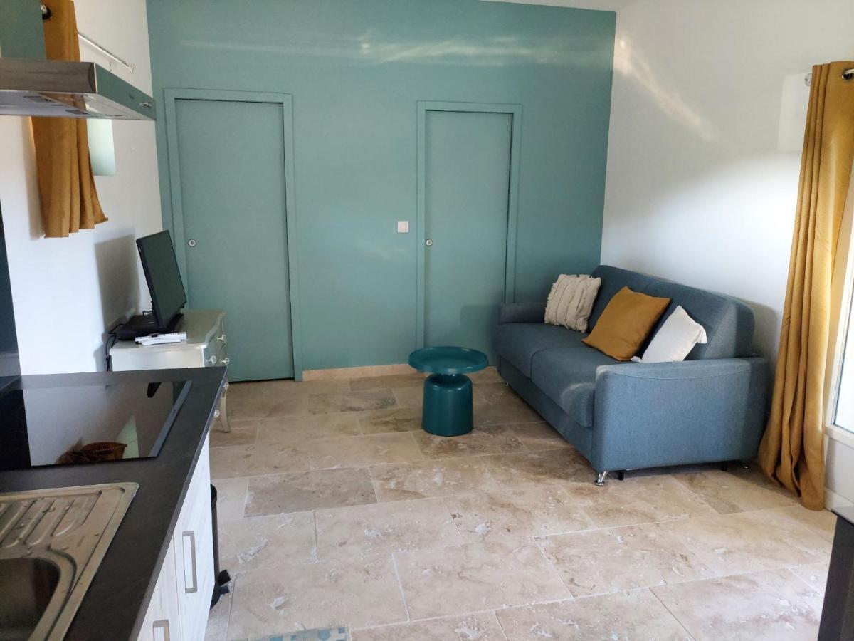 L'Etang Des Cigales Apartment Uchaux Luaran gambar
