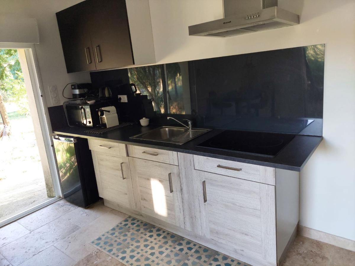 L'Etang Des Cigales Apartment Uchaux Luaran gambar
